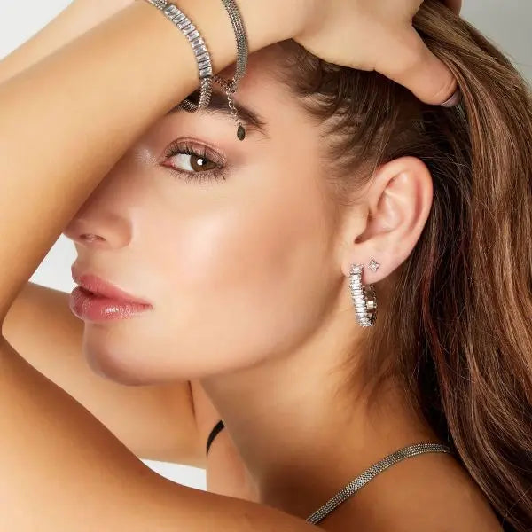 Oorstekers ster met strass