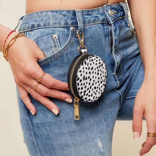 Etui in gestippeld patroon