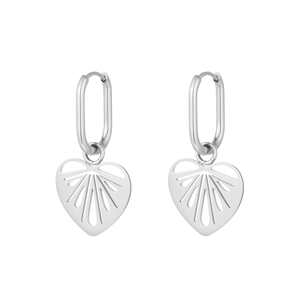 Oorbellen Cut out hearts