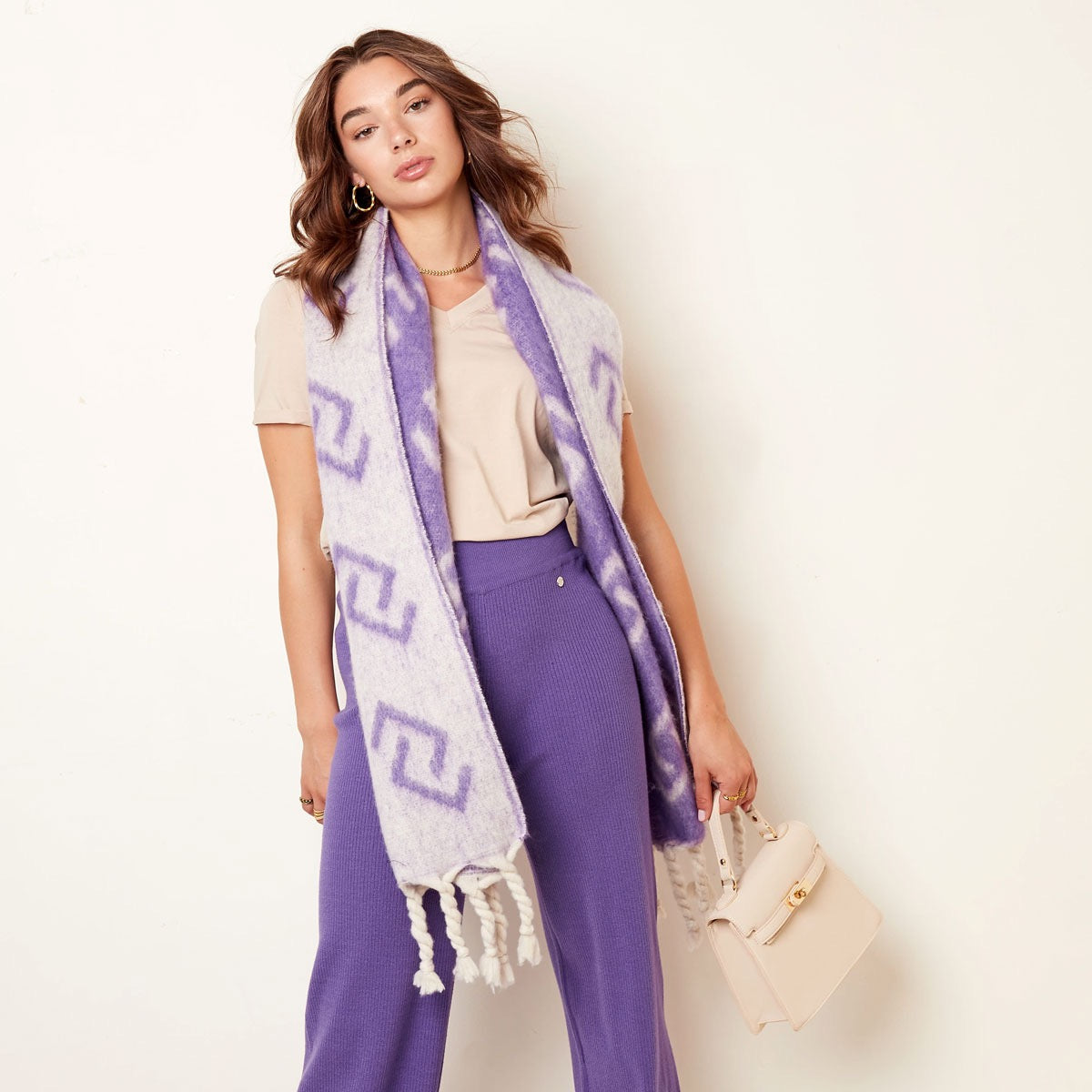 Wintersjaal met franjes en link patroontje