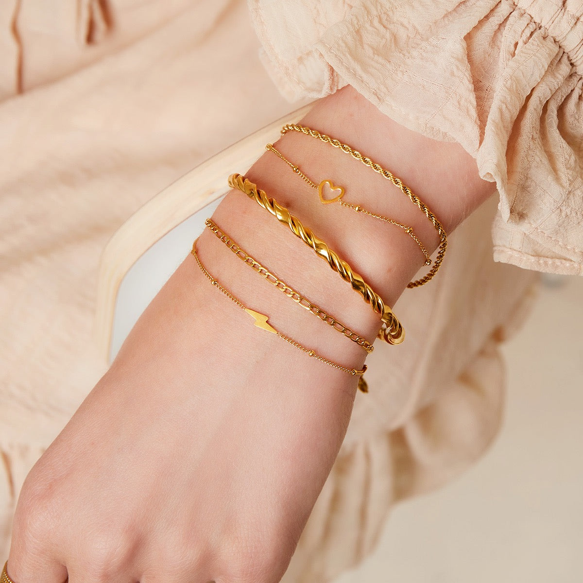 Meerlaagse hart armband