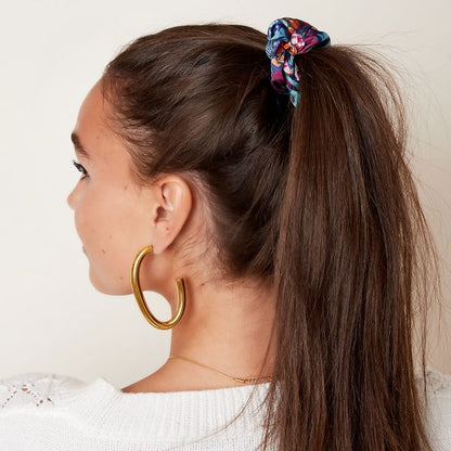 Kleurrijke scrunchie