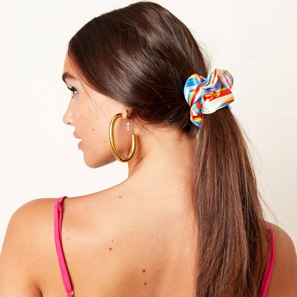 Kleurrijke scrunchie